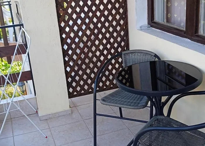 Hristovi בית הארחה אהלוי