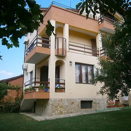 Hristovi Ахелой